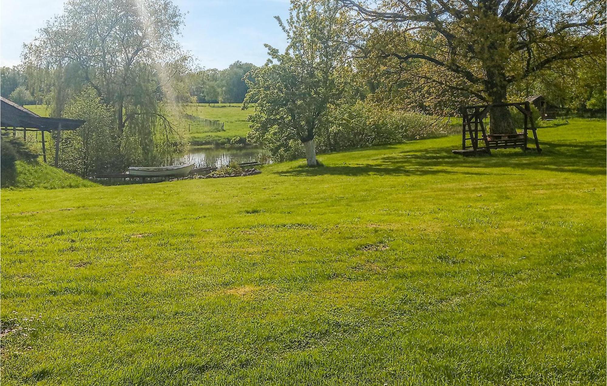 Nice home in Wilczeta with 1 Bedrooms, WiFi&Outdoor swimming pool Buitenkant foto